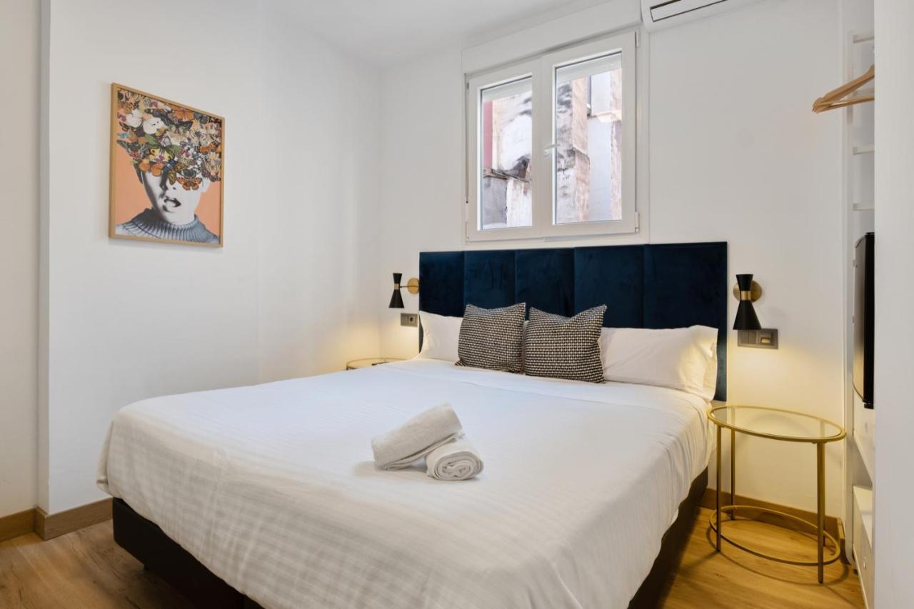 Malaga City Suites Buitenkant foto