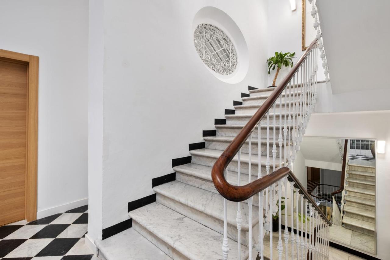 Malaga City Suites Buitenkant foto