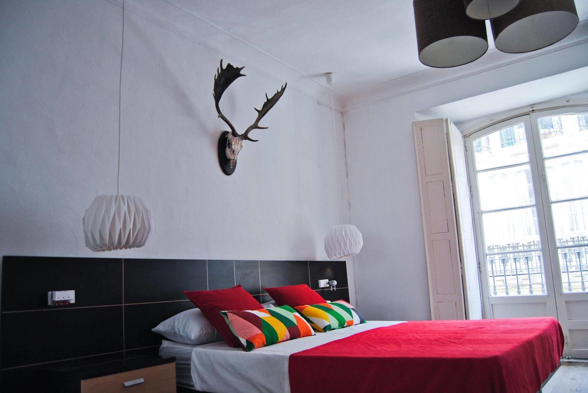 Malaga City Suites Buitenkant foto